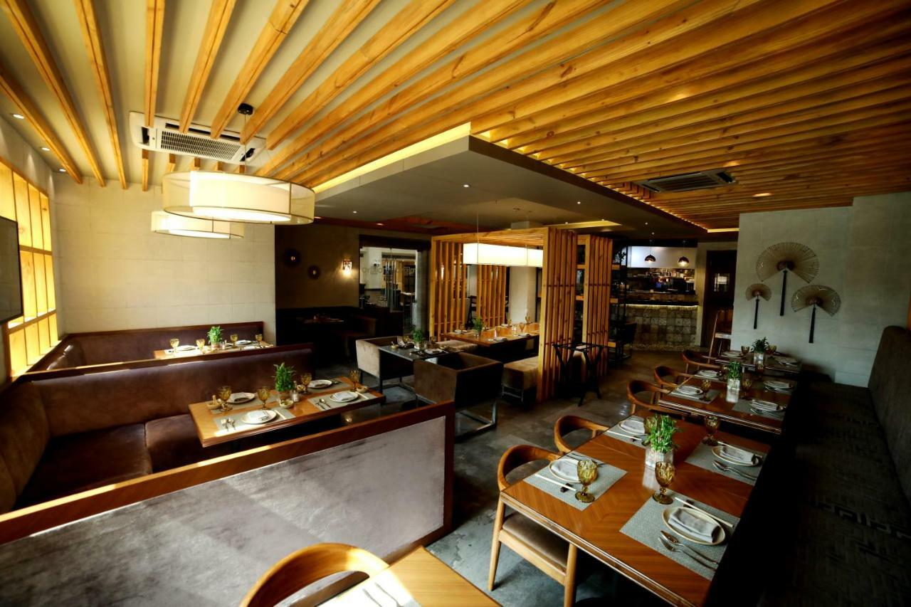 Ramada By Wyndham Jalandhar City Center Екстериор снимка